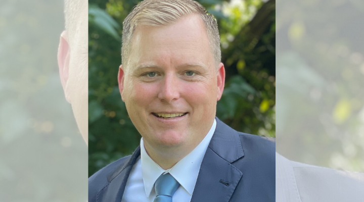 Headshot of Jason Raine